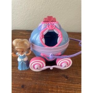 2002 Mattel Disney Vintage ‎ Cinderella Carriage